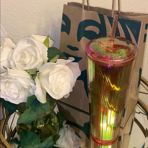Starbucks Iridescent Holographic Kaleidoscope Cup - Picture 6 of 9